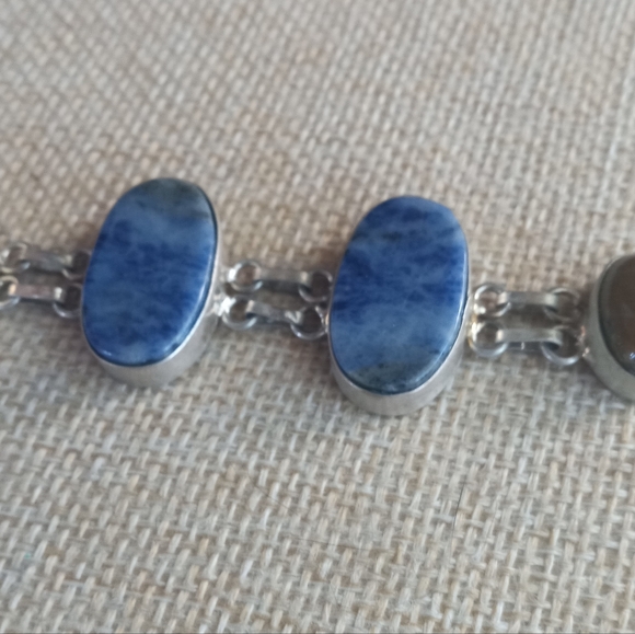 Sterling Silver Vintage Multi -Stone Tiger Eye, Sodalite Bracelet - Picture 4 of 12